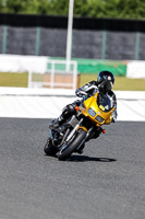 enduro-digital-images;event-digital-images;eventdigitalimages;mallory-park;mallory-park-photographs;mallory-park-trackday;mallory-park-trackday-photographs;no-limits-trackdays;peter-wileman-photography;racing-digital-images;trackday-digital-images;trackday-photos